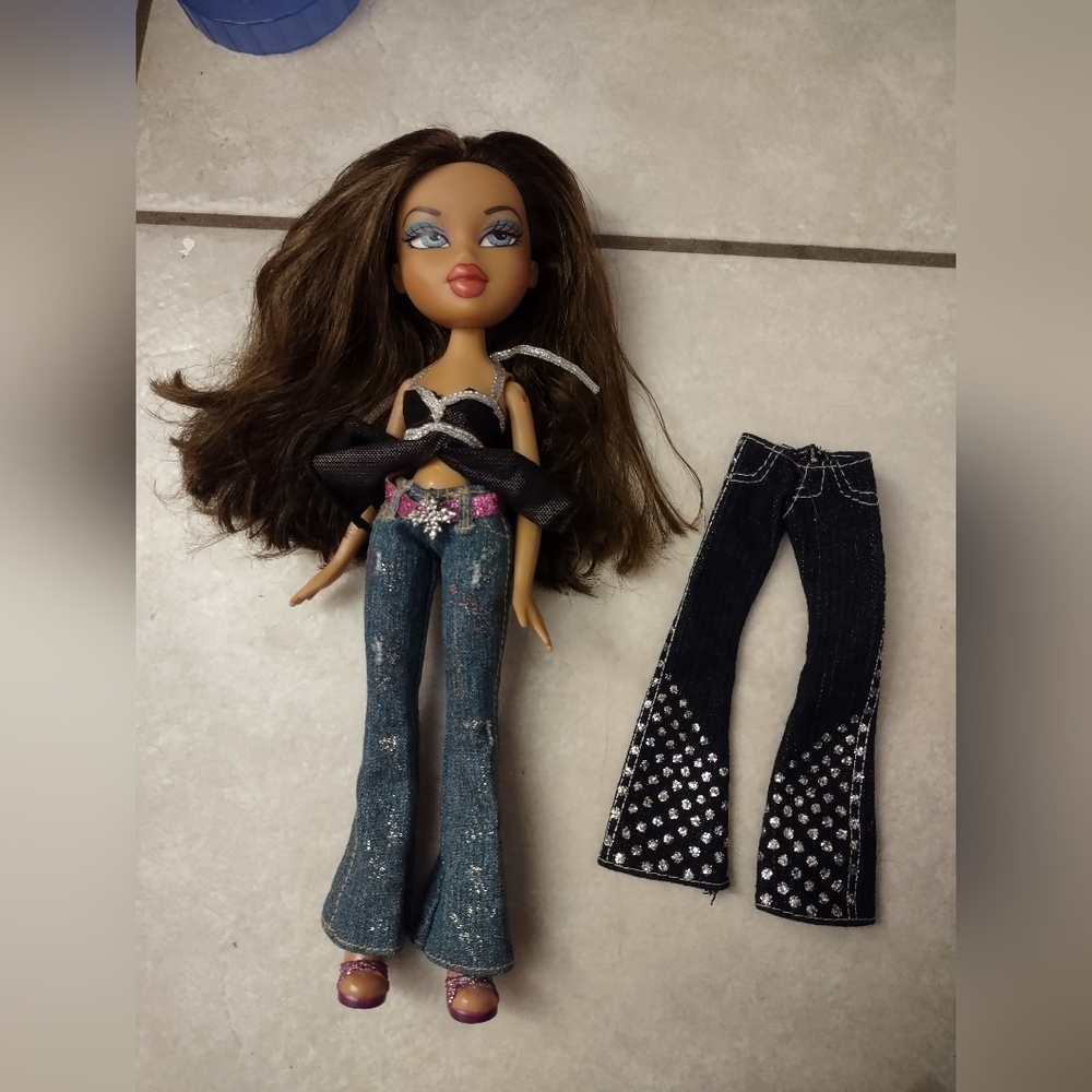 BRATZ RARE Y2K VINTAGE FORMAL FUNK NERVA DISCO W/ RE- 2 JEANS, TOP, BELT & SHOES